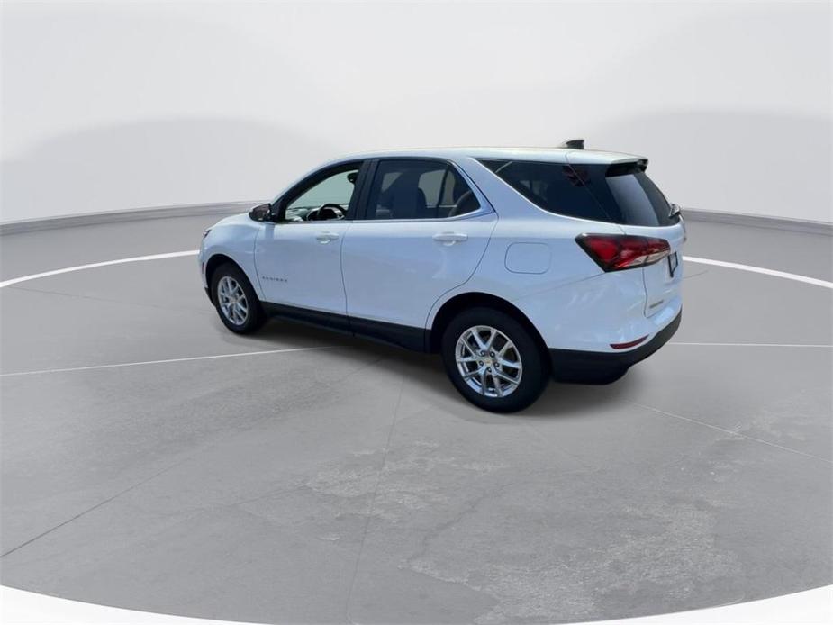 used 2022 Chevrolet Equinox car, priced at $22,373