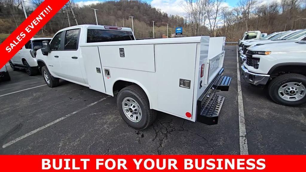 new 2025 Chevrolet Silverado 3500 car, priced at $66,901