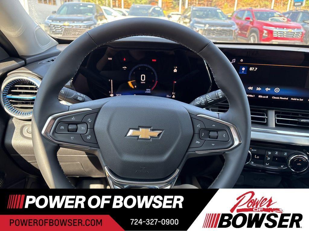 new 2025 Chevrolet Trax car, priced at $25,180