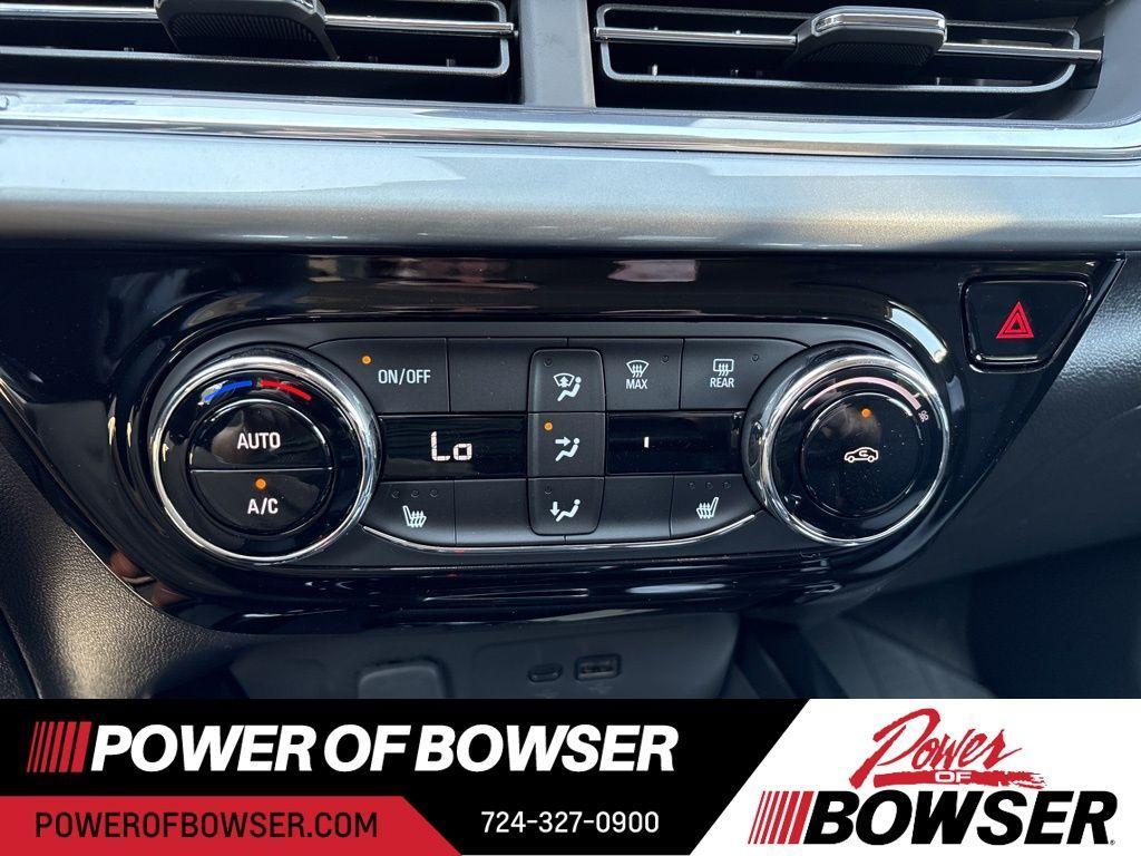 new 2025 Chevrolet Trax car, priced at $25,180