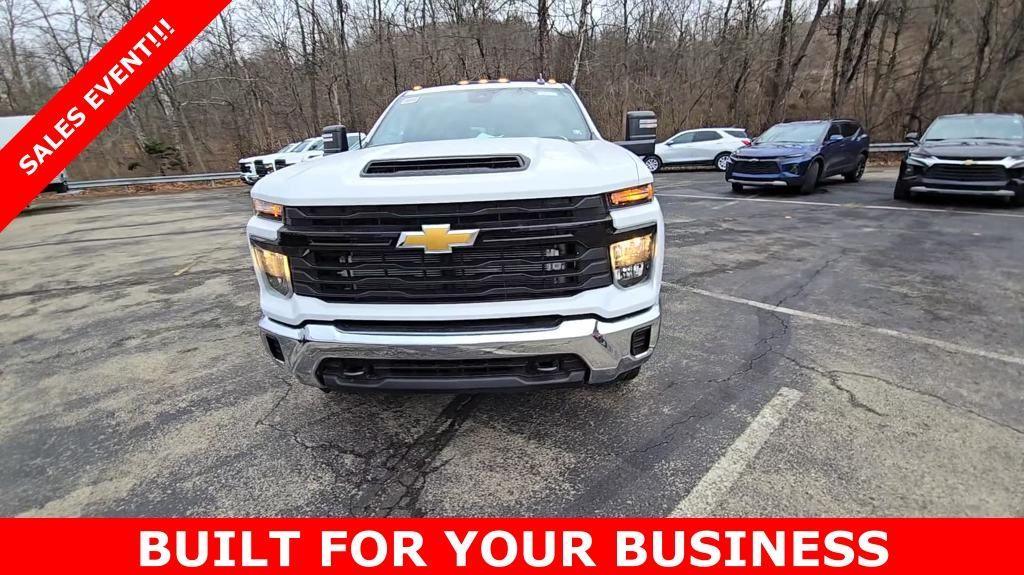 new 2024 Chevrolet Silverado 3500 car, priced at $75,106