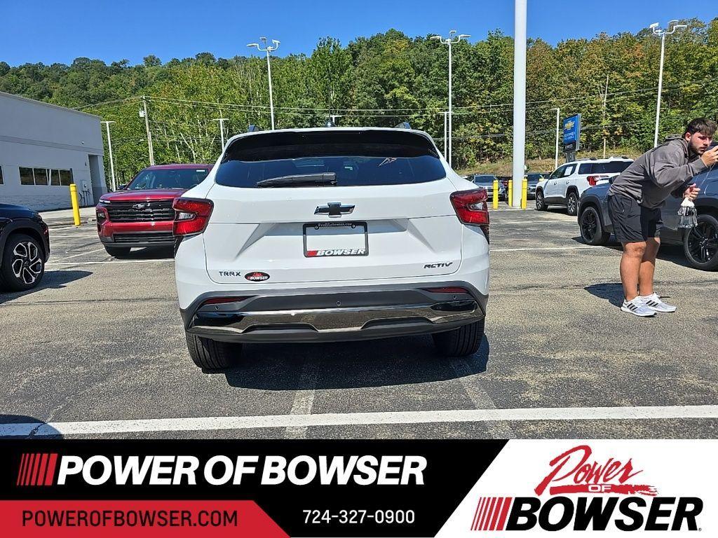 new 2025 Chevrolet Trax car, priced at $25,786