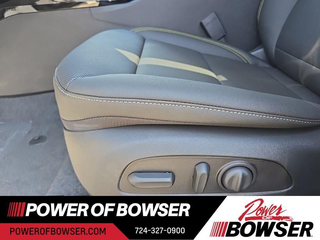 new 2025 Chevrolet Trax car, priced at $25,786