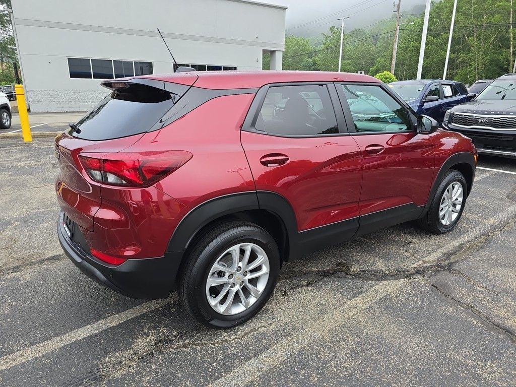 used 2024 Chevrolet TrailBlazer car, priced at $23,857