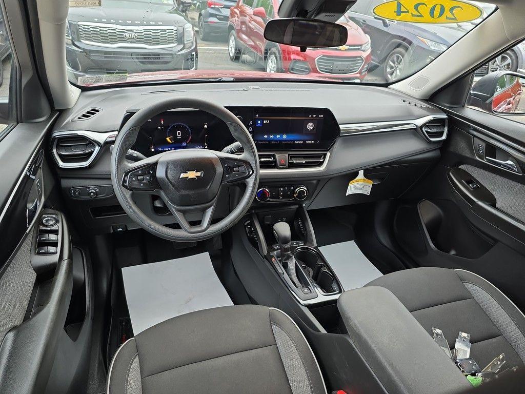 used 2024 Chevrolet TrailBlazer car, priced at $23,857