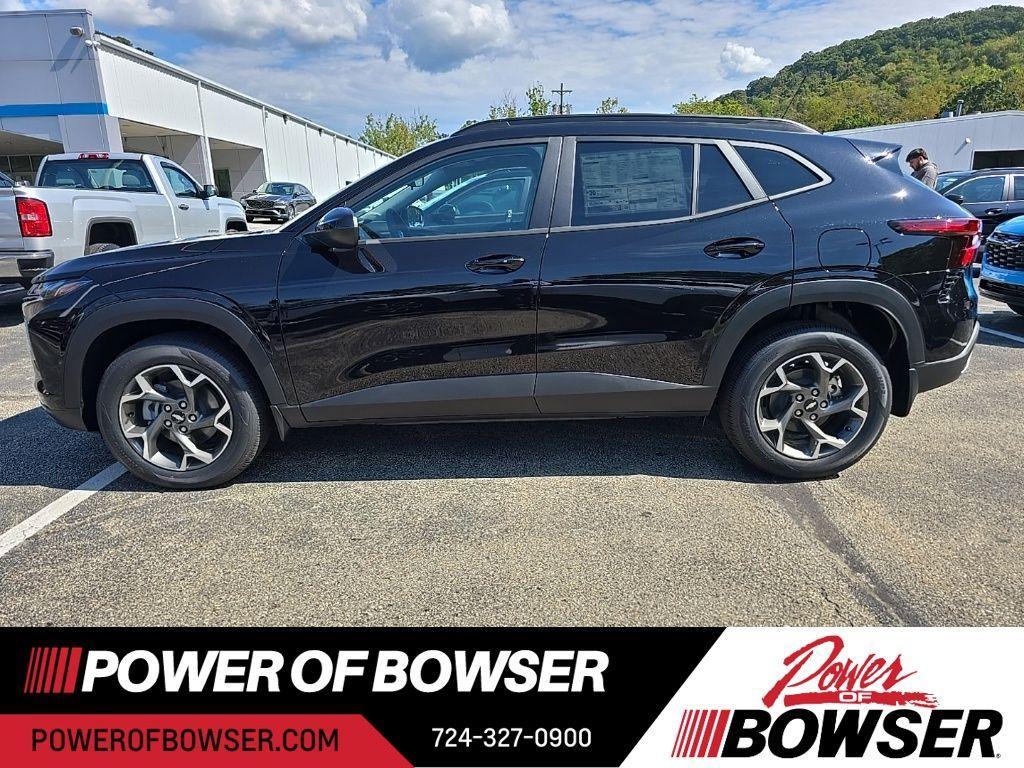 new 2025 Chevrolet Trax car, priced at $25,070