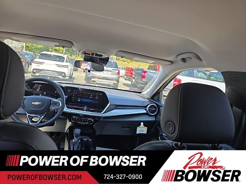 new 2025 Chevrolet Trax car, priced at $25,070