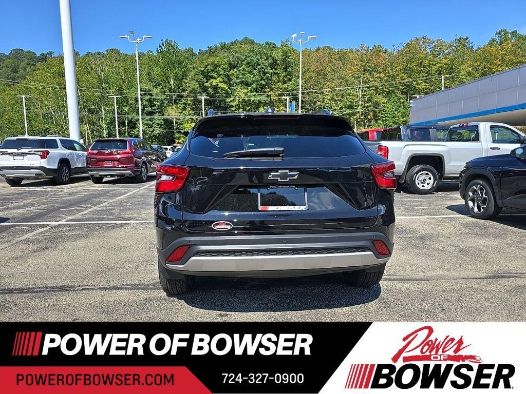new 2025 Chevrolet Trax car, priced at $25,070