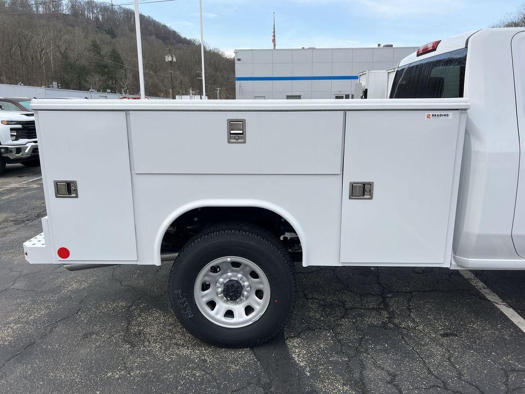 new 2024 Chevrolet Silverado 3500 car, priced at $61,574