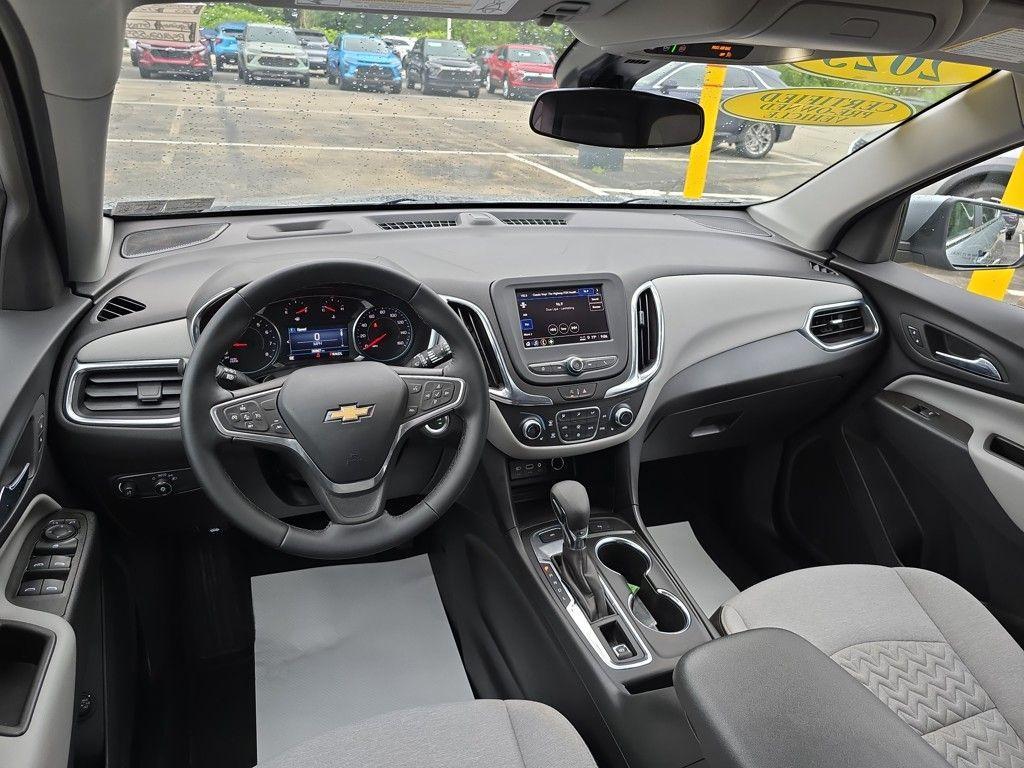 used 2023 Chevrolet Equinox car, priced at $21,985
