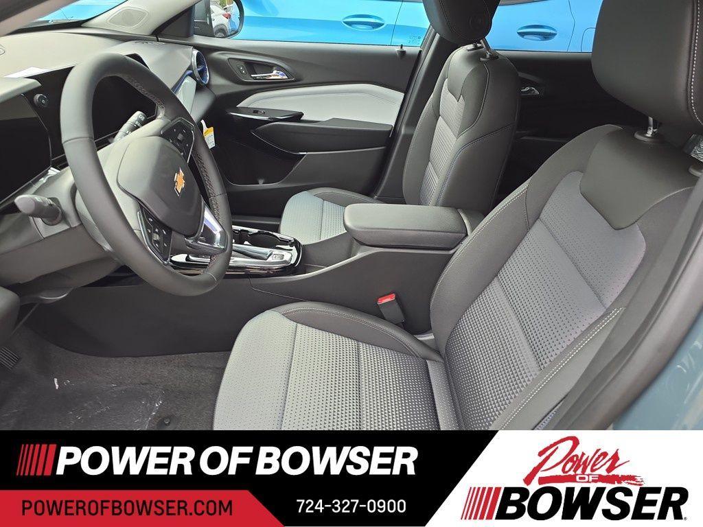 new 2025 Chevrolet Trax car, priced at $24,285