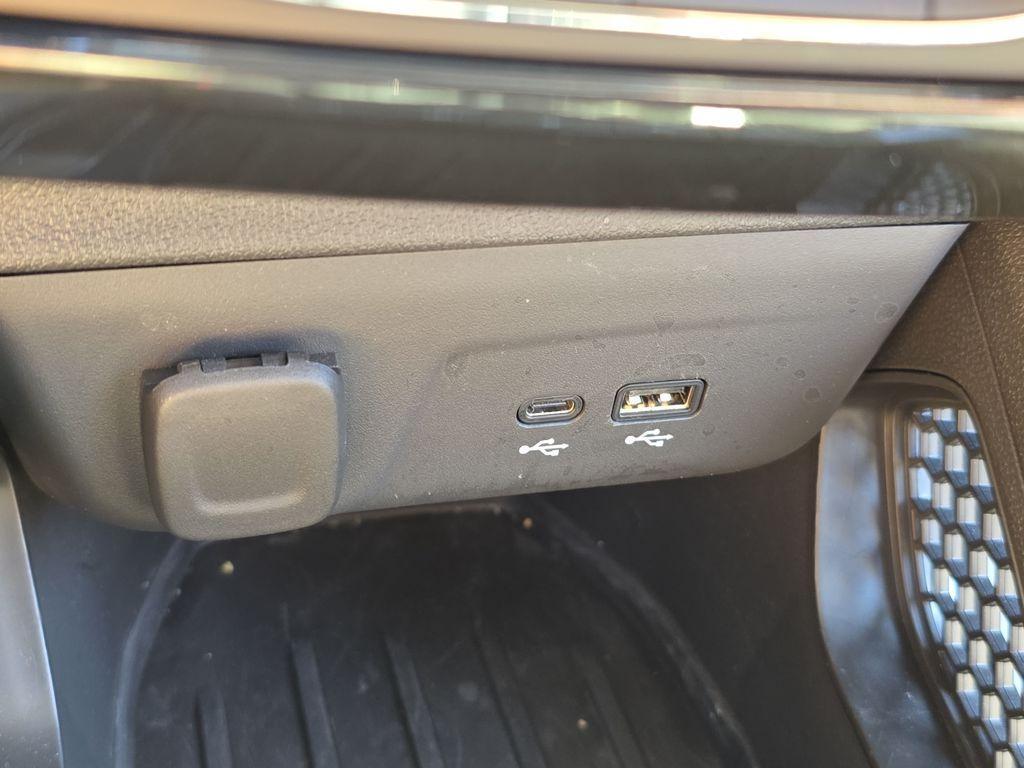 used 2024 Chevrolet TrailBlazer car, priced at $23,969