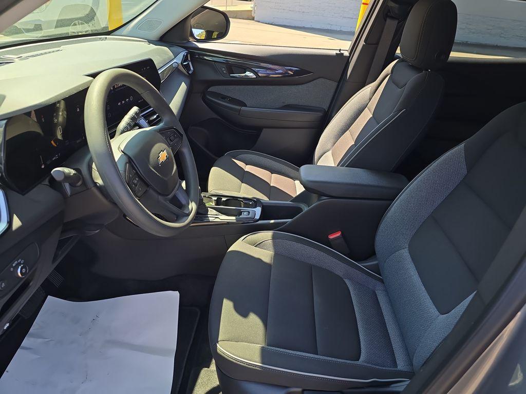 used 2024 Chevrolet TrailBlazer car, priced at $23,969