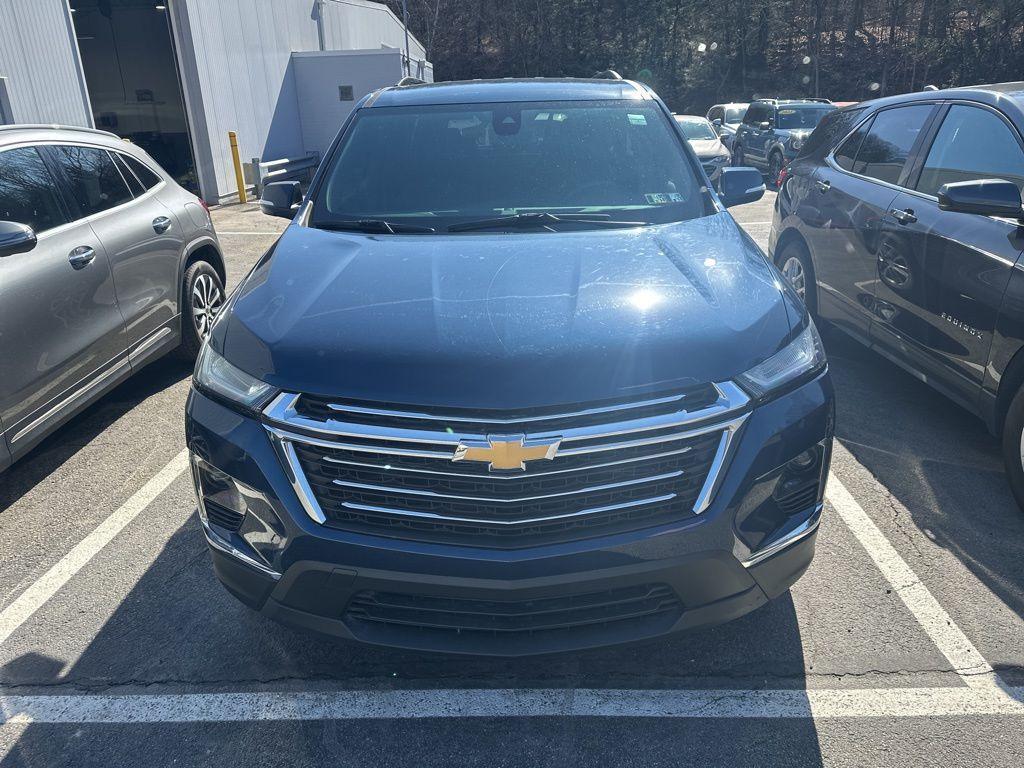 used 2022 Chevrolet Traverse car, priced at $30,491