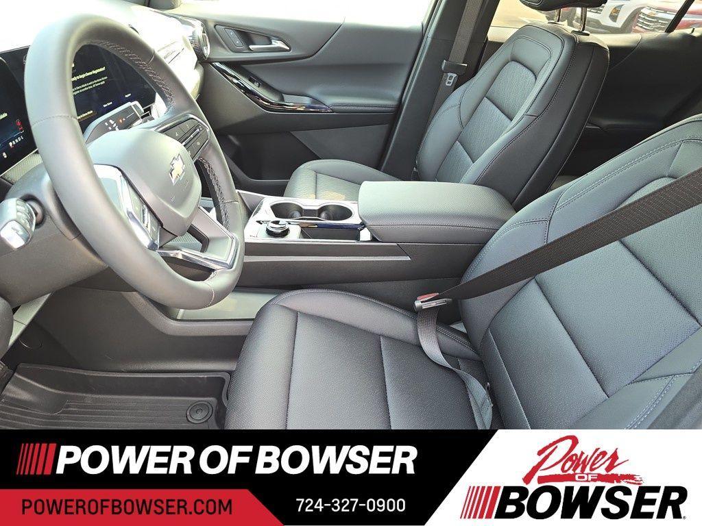new 2026 Chevrolet Equinox car, priced at $34,533