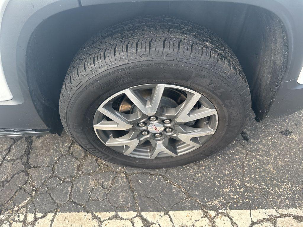 used 2023 GMC Acadia car, priced at $27,498
