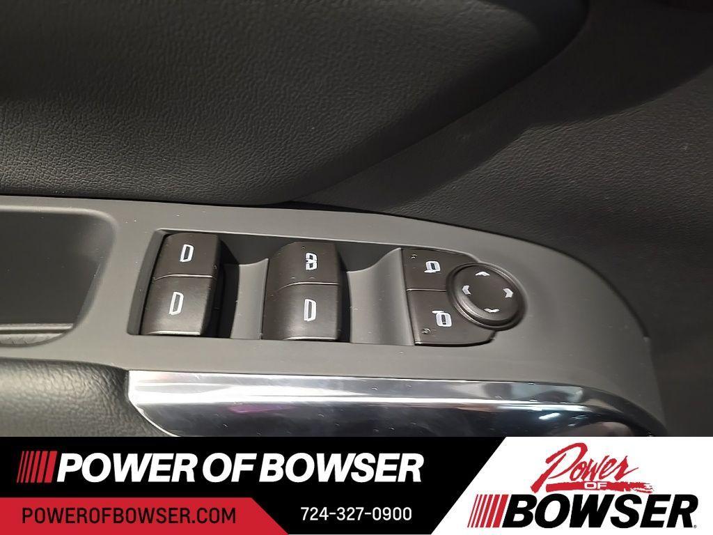 new 2026 Chevrolet Traverse car, priced at $57,880