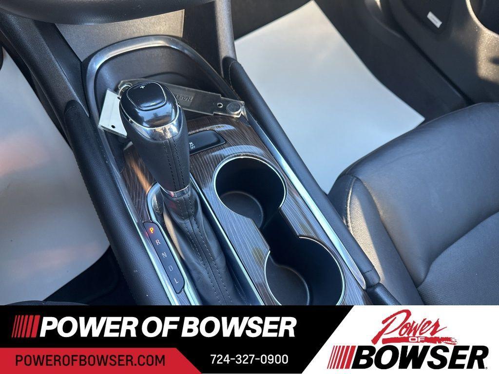 used 2017 Chevrolet Malibu car, priced at $13,569