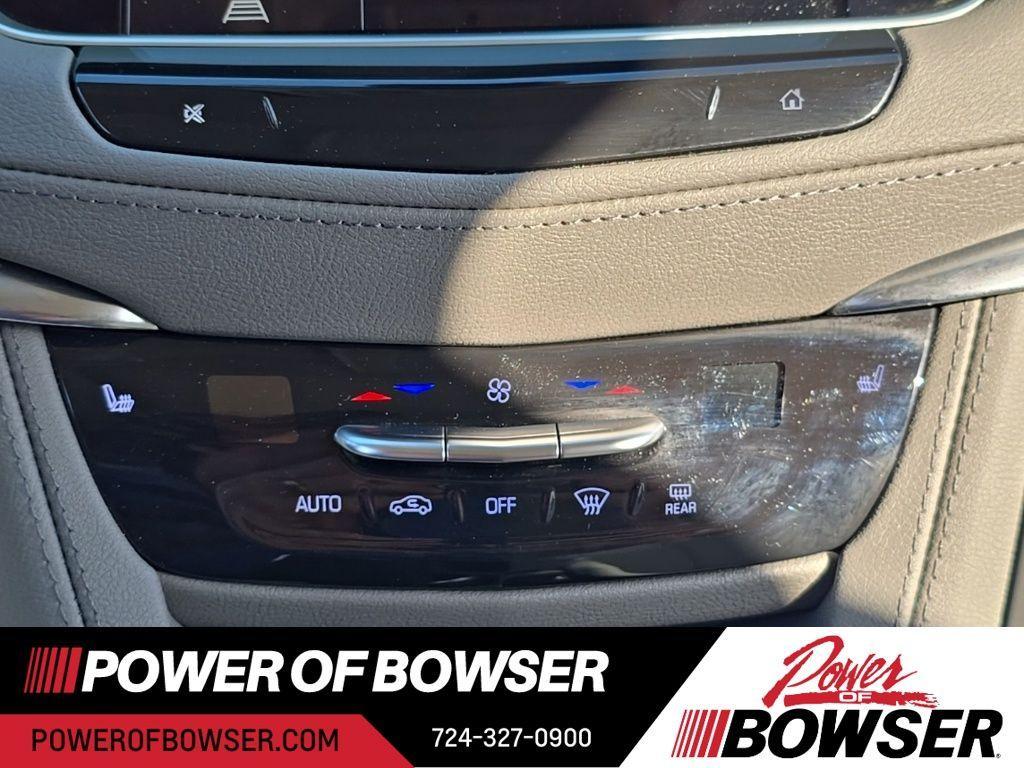 used 2022 Cadillac XT5 car, priced at $26,785