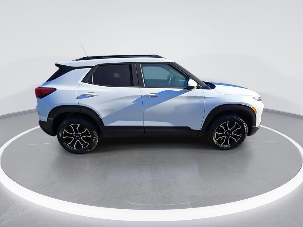 used 2026 Chevrolet TrailBlazer car, priced at $33,169