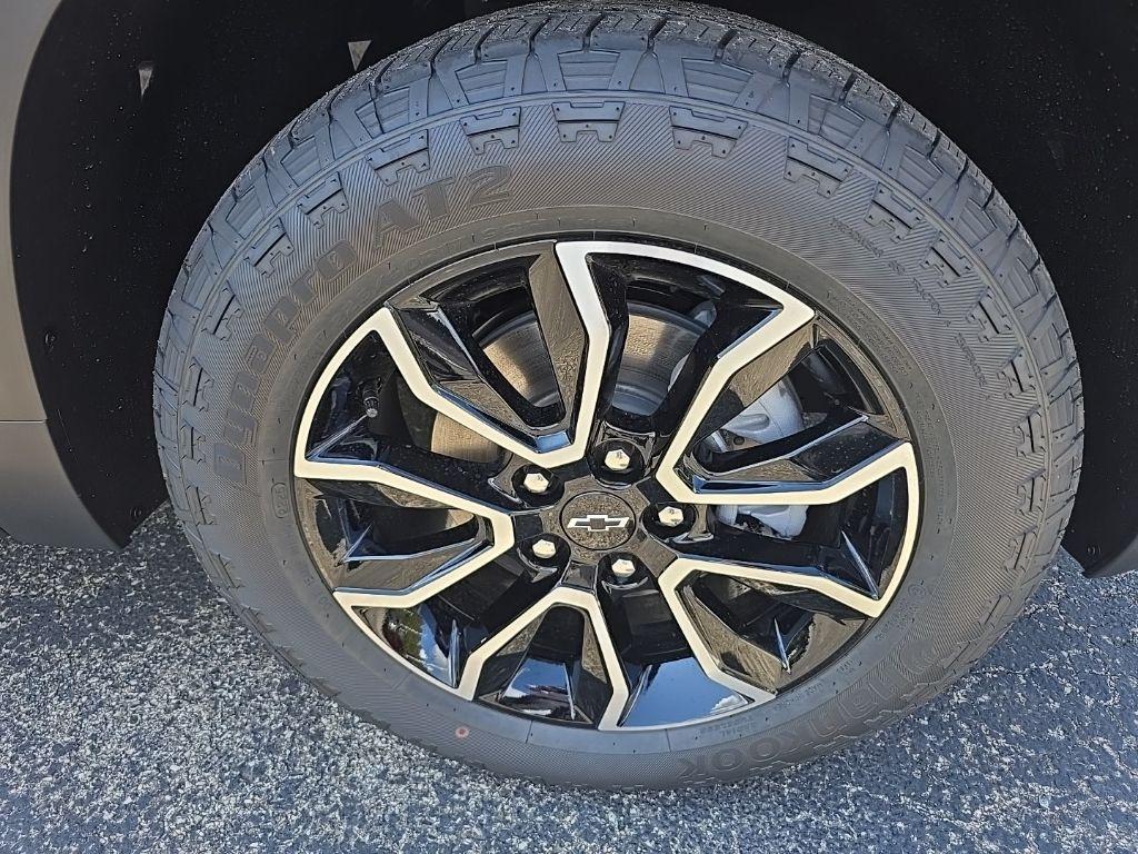 used 2026 Chevrolet TrailBlazer car, priced at $34,312