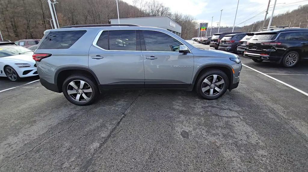 used 2023 Chevrolet Traverse car, priced at $34,918