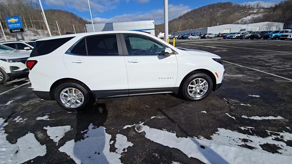 used 2022 Chevrolet Equinox car, priced at $22,440