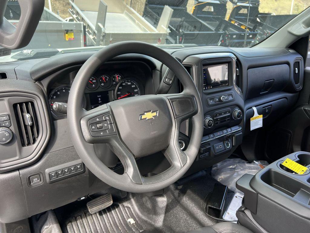 new 2024 Chevrolet Silverado 3500 car, priced at $58,574