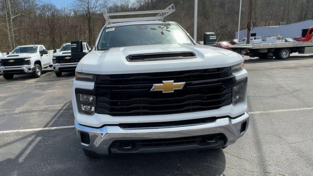 new 2024 Chevrolet Silverado 3500 car, priced at $58,574