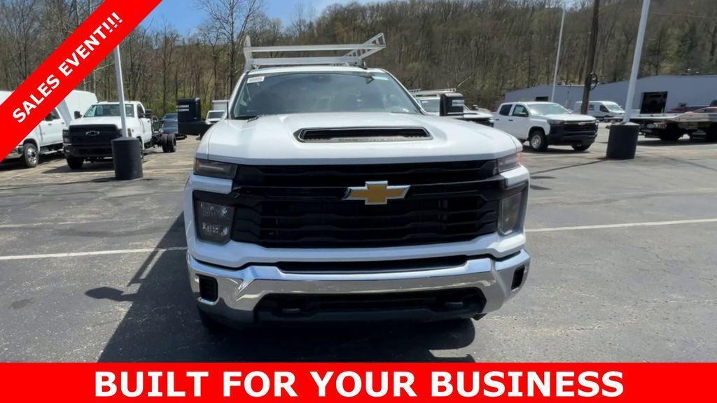 new 2024 Chevrolet Silverado 3500 car, priced at $62,145