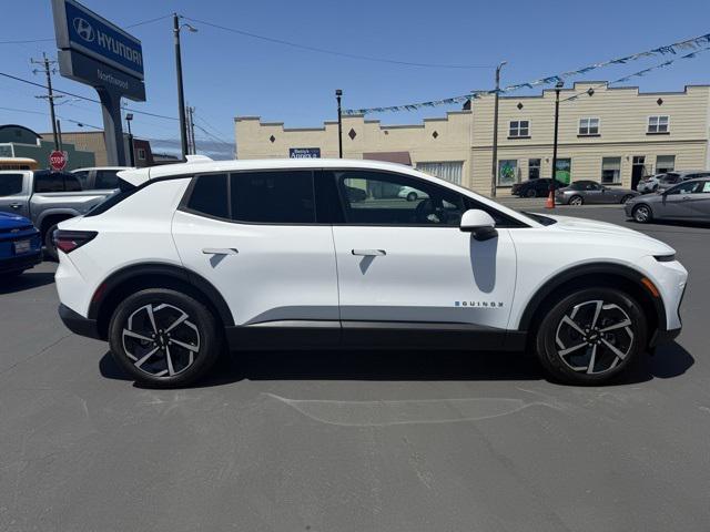 new 2025 Chevrolet Equinox EV car, priced at $24,790
