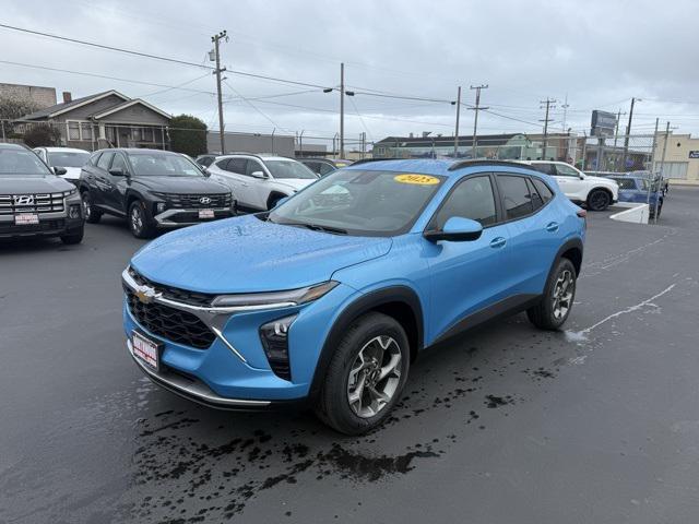 new 2025 Chevrolet Trax car, priced at $25,655