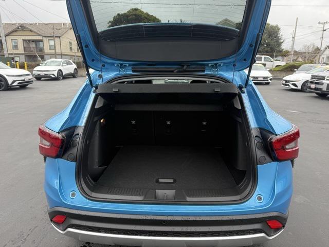 new 2025 Chevrolet Trax car, priced at $25,655