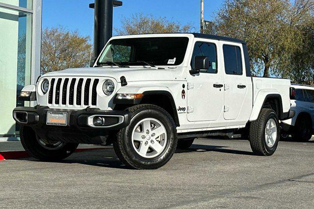 used 2022 Jeep Gladiator car, priced at $33,991