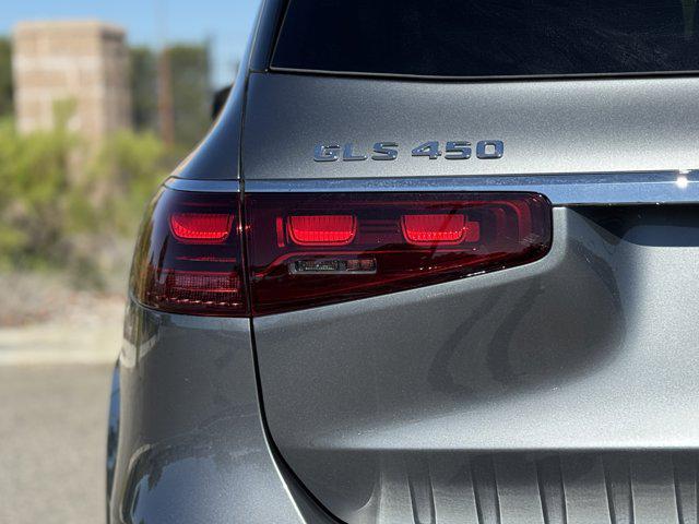 new 2025 Mercedes-Benz GLS 450 car, priced at $97,275