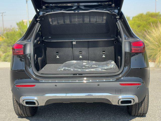 new 2026 Mercedes-Benz GLA 250 car, priced at $47,735