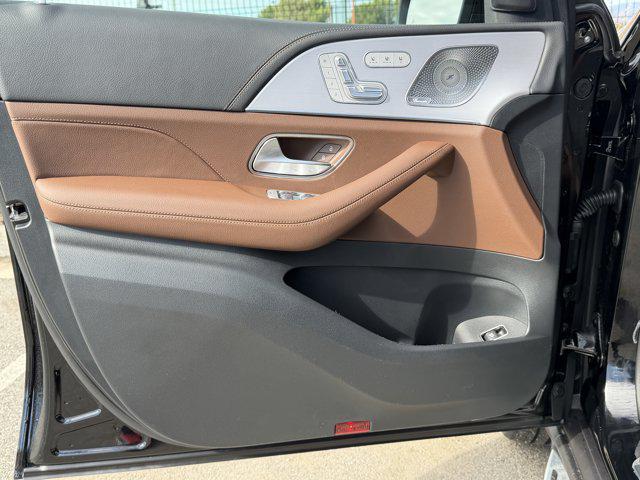 new 2026 Mercedes-Benz GLE 450 car, priced at $89,820