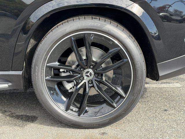 new 2026 Mercedes-Benz GLE 450 car, priced at $89,820