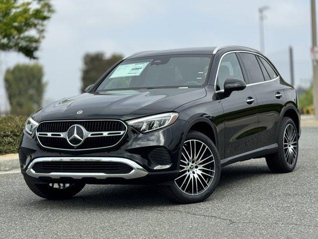new 2025 Mercedes-Benz GLC 300 car, priced at $54,735