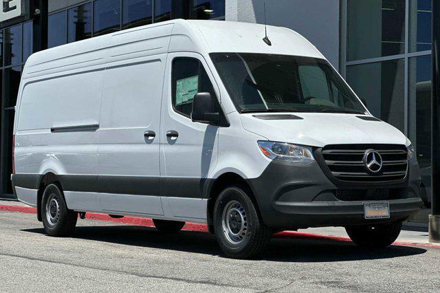 new 2024 Mercedes-Benz Sprinter 2500 car, priced at $65,211