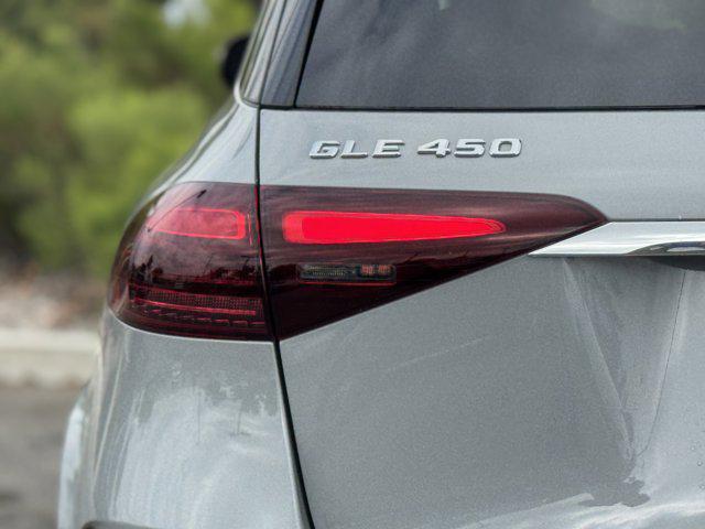 new 2026 Mercedes-Benz GLE 450 car, priced at $84,675