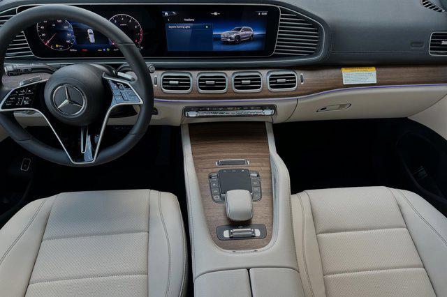 new 2025 Mercedes-Benz GLS 450 car, priced at $92,325