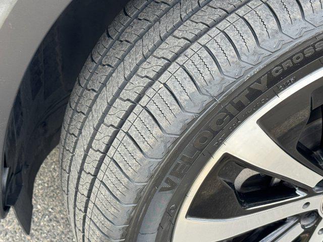 used 2021 Mercedes-Benz GLB 250 car, priced at $18,800