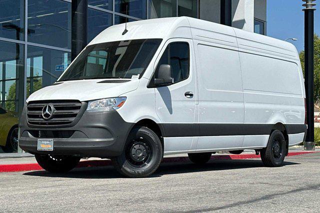 new 2024 Mercedes-Benz Sprinter 2500 car, priced at $70,051