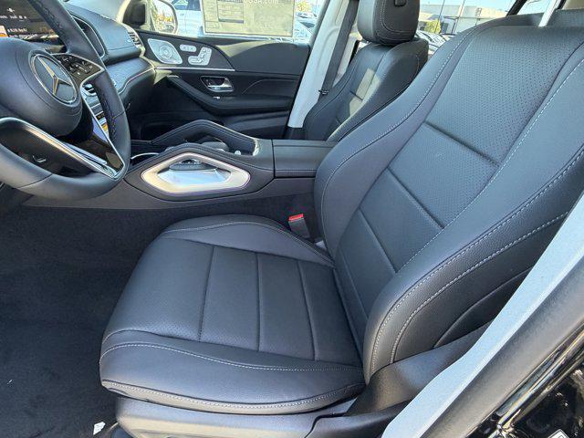 new 2026 Mercedes-Benz GLS 450 car, priced at $93,615
