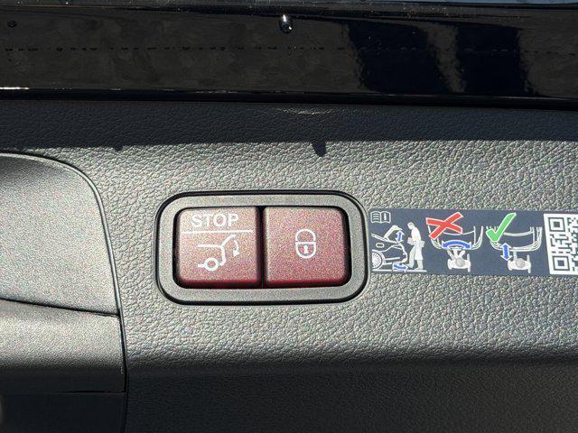 new 2026 Mercedes-Benz GLS 450 car, priced at $93,615