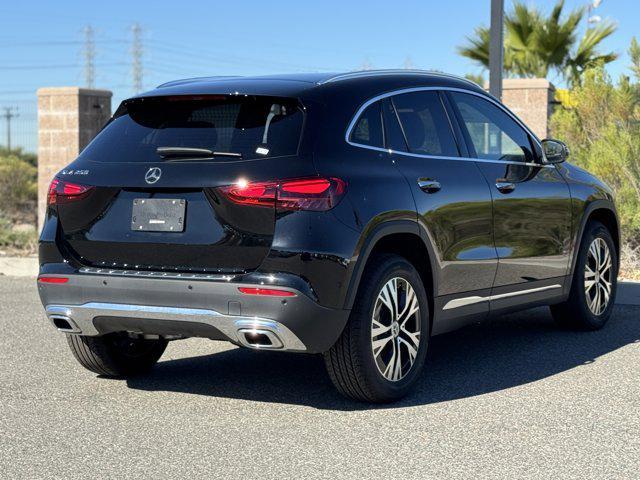 new 2025 Mercedes-Benz GLA 250 car, priced at $46,120