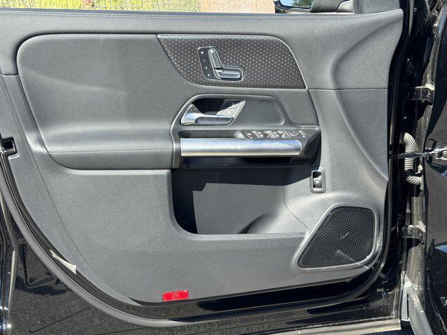 new 2025 Mercedes-Benz GLA 250 car, priced at $46,120