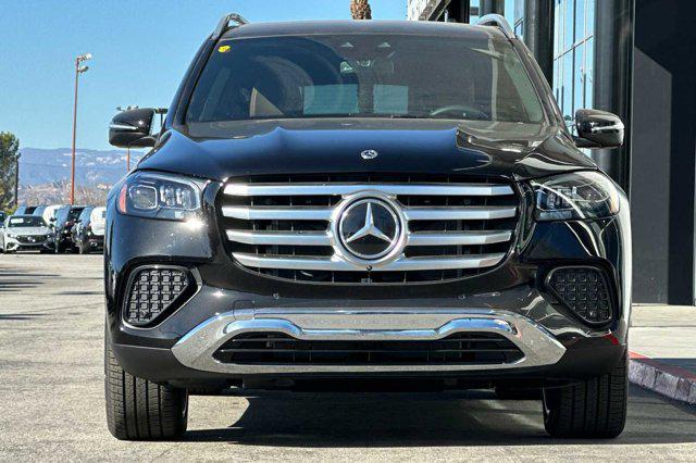 new 2025 Mercedes-Benz GLS 450 car, priced at $93,185