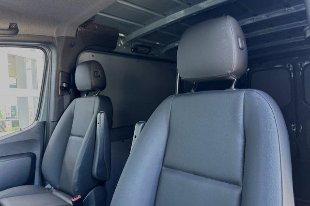 new 2024 Mercedes-Benz Sprinter 2500 car, priced at $72,558